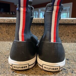 Tommy Hilfiger Size 8 Women’s Black Rain Boots with Navy, Red and White Stripes